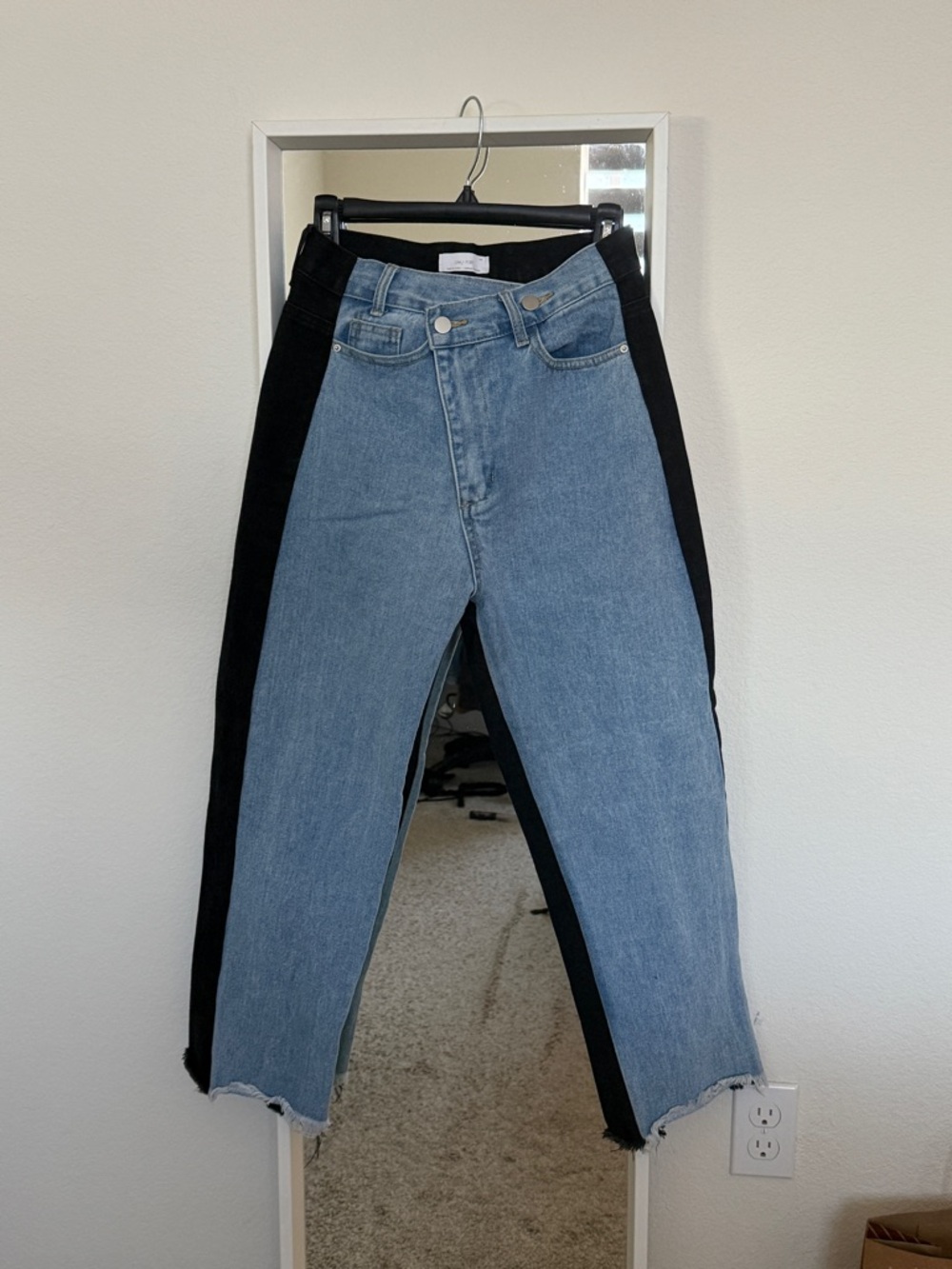 OAK + FORT Two-Tone Light Blue and Black Cropped Jeans